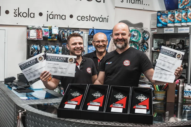 Ocenění i certifikáty v Divers